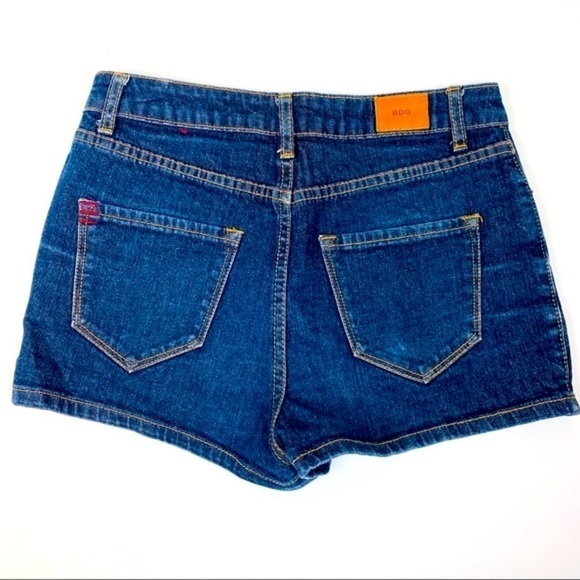 Urban Outfitters BDG High Rise Erin Shorty Denim Shorts Size 28W - Picture 3 of 8